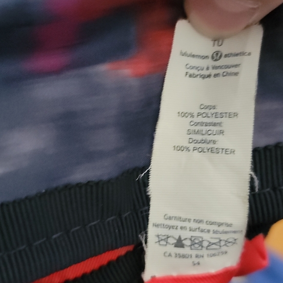 Lululemon multicolor om crossbody bag - Picture 7 of 8